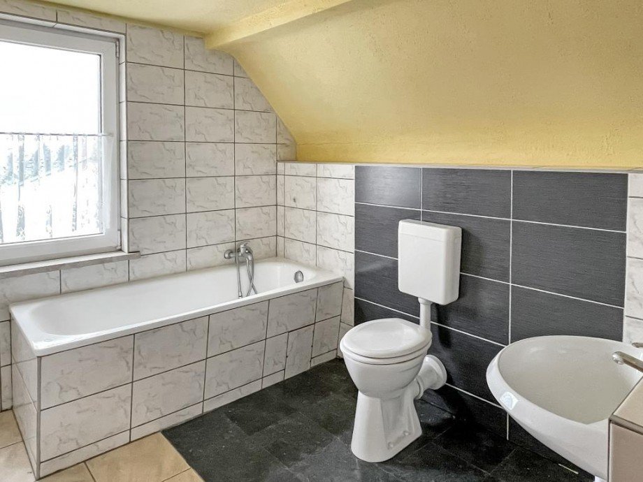 Bad DG Einfamilienhaus Kamsdorf