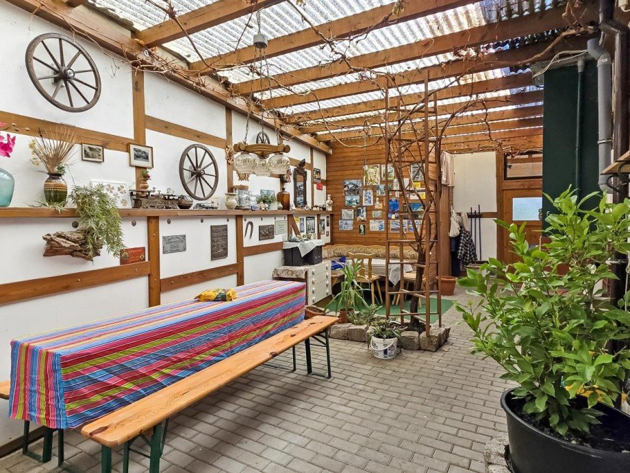 Innenhof Mehrfamilienhaus Leutenberg