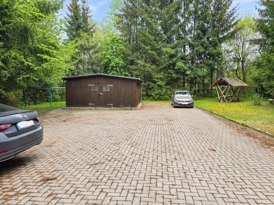 Stellpl�tze Wohnung Saalburg-Ebersdorf