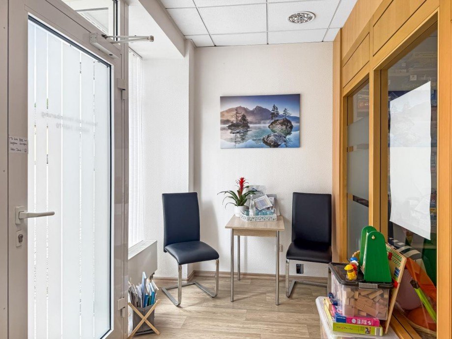 EIngangsbereiche Gewerbe Haus Leutenberg