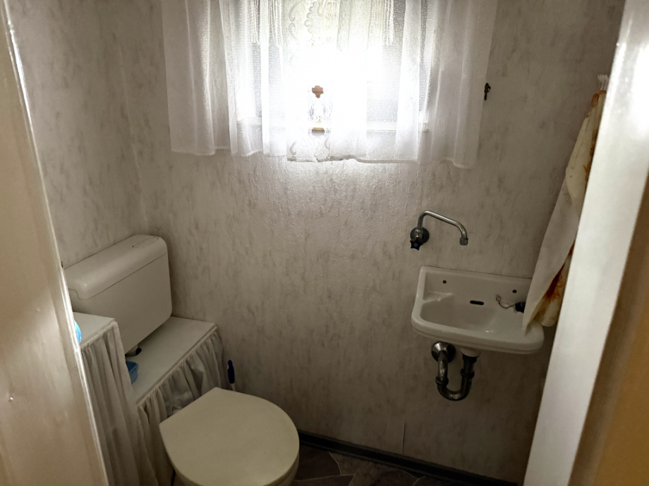 separates WC Einfamilienhaus Rosenthal am Rennsteig OT Pottiga