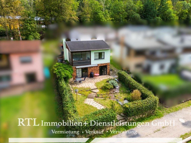 Au�enansicht Altenbeuthen Ferienhaus Saale vor der T�r - gem�tliches Ferienhaus mit traumhaftem Ausblick (1780)