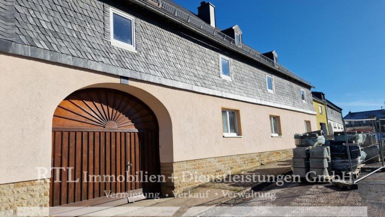 Au�enbild Gefell Einfamilienhaus Viel Platz mitten im Ort- ehemaliges Bauernhaus