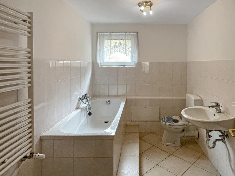 Badezimmer EG Einfamilienhaus Kamsdorf