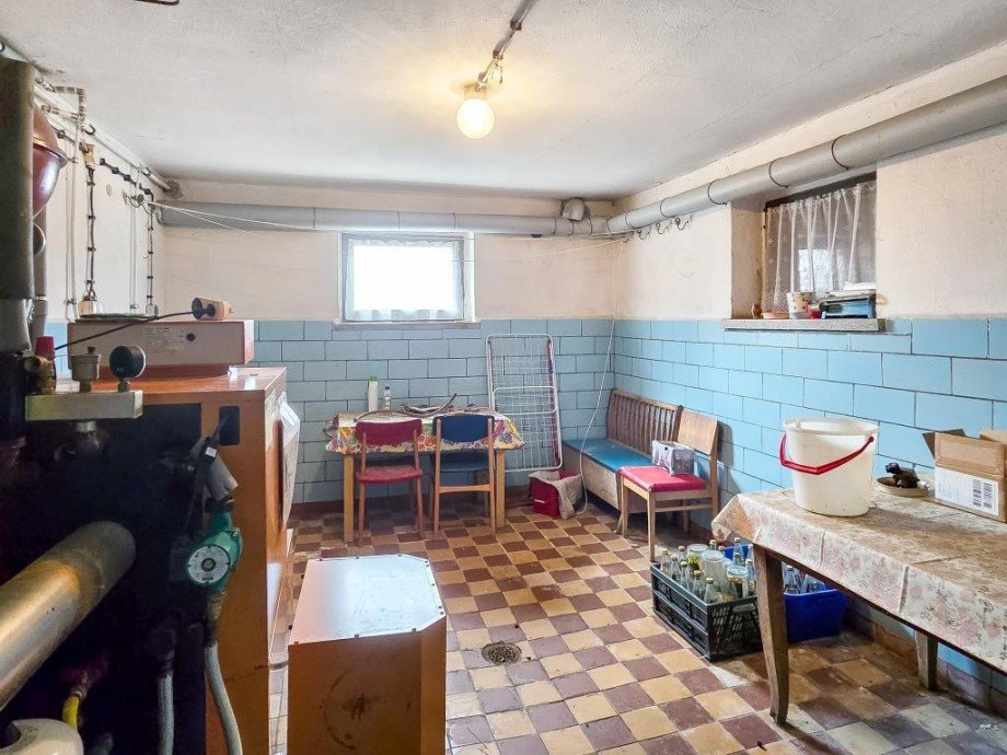 Keller/Heizung Einfamilienhaus Remptendorf