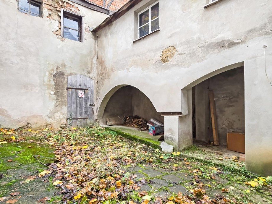 Innenhof Zweifamilienhaus Schleiz