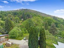 Aussicht vom Balkon (A1565) Wohn- und Gesch�ftshaus in zentraler Lage von Leutenberg!