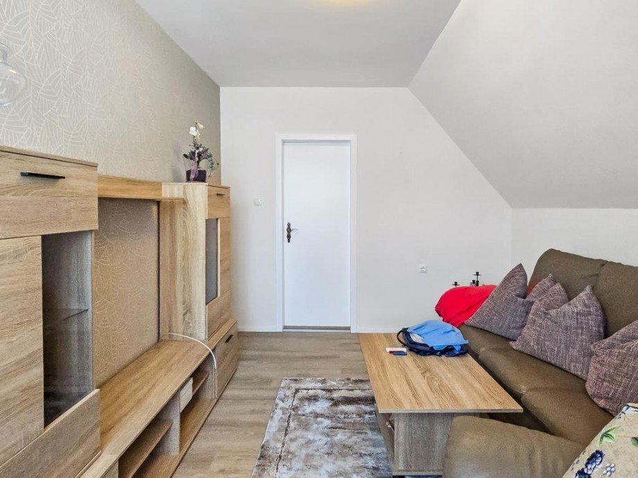 Zimmer DG Einfamilienhaus Remptendorf