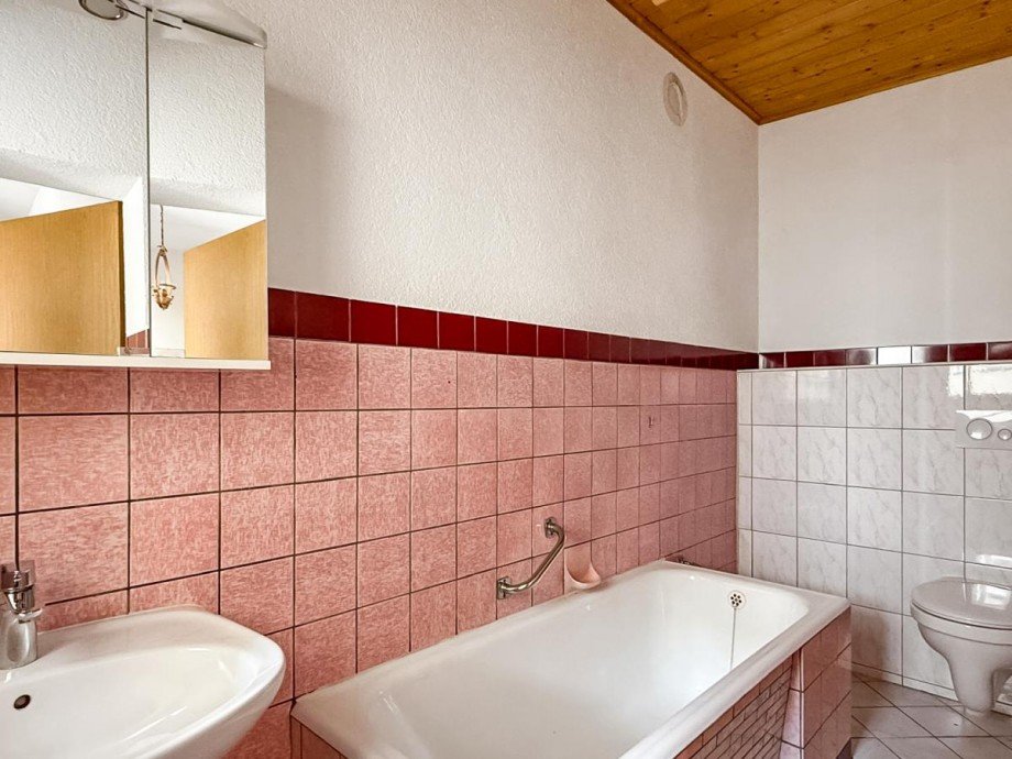 Wannenbad Einfamilienhaus Schleiz/ Gr�fenwarth