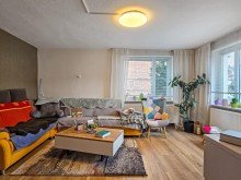 Wohnzimmer Bauernhaus mit Nebengelass und weitl�ufigem Grundst�ck (A1663)