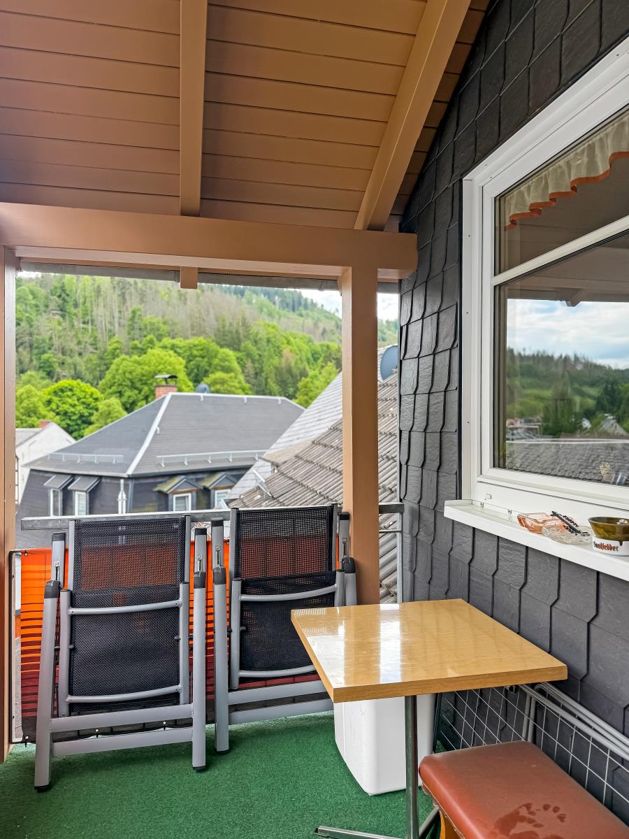 Balkon Mehrfamilienhaus Leutenberg