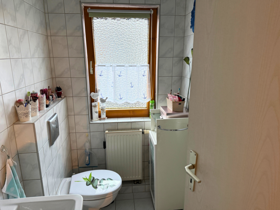 separates WC OG Mehrfamilienhaus Remptendorf