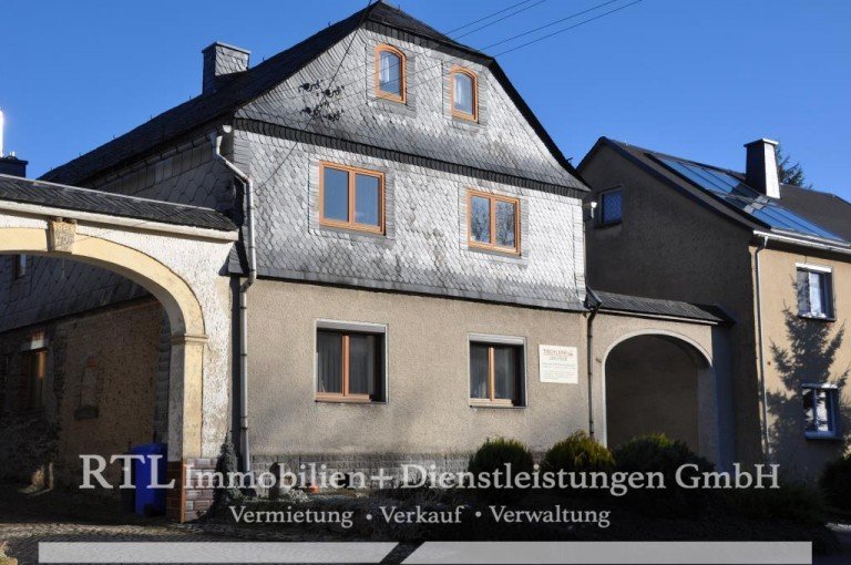 Wohnhaus Saalburg-Ebersdorf Einfamilienhaus Tischlerei mit altem Bauernhof