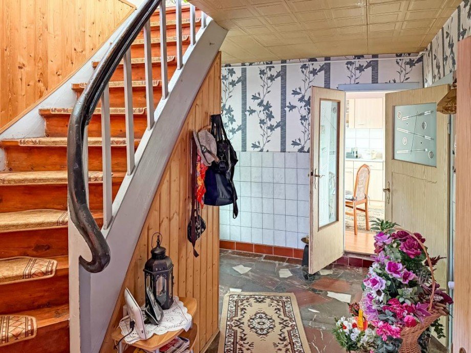 Diele und Treppenaufgang Einfamilienhaus Tanna