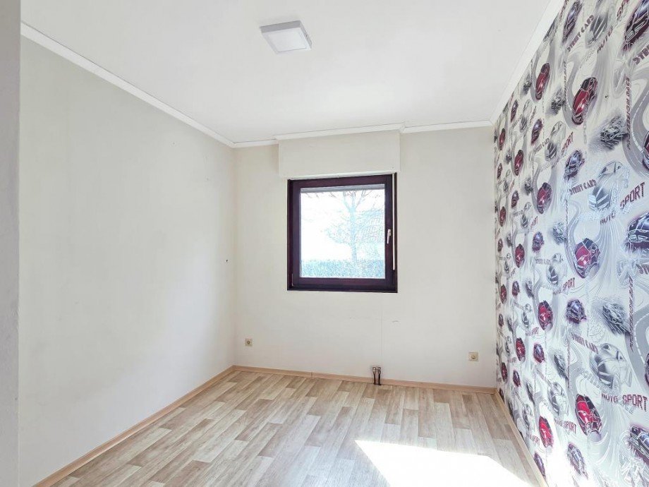 Kind 1 Einfamilienhaus Ha�furt
