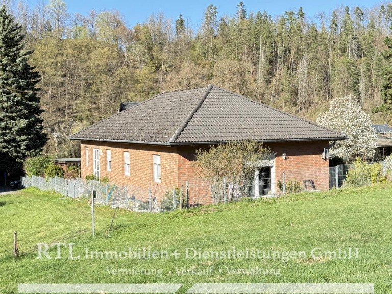 Ruhe und Natur! E�bach Einfamilienhaus Wohnen auf einer Ebene (A1718)
