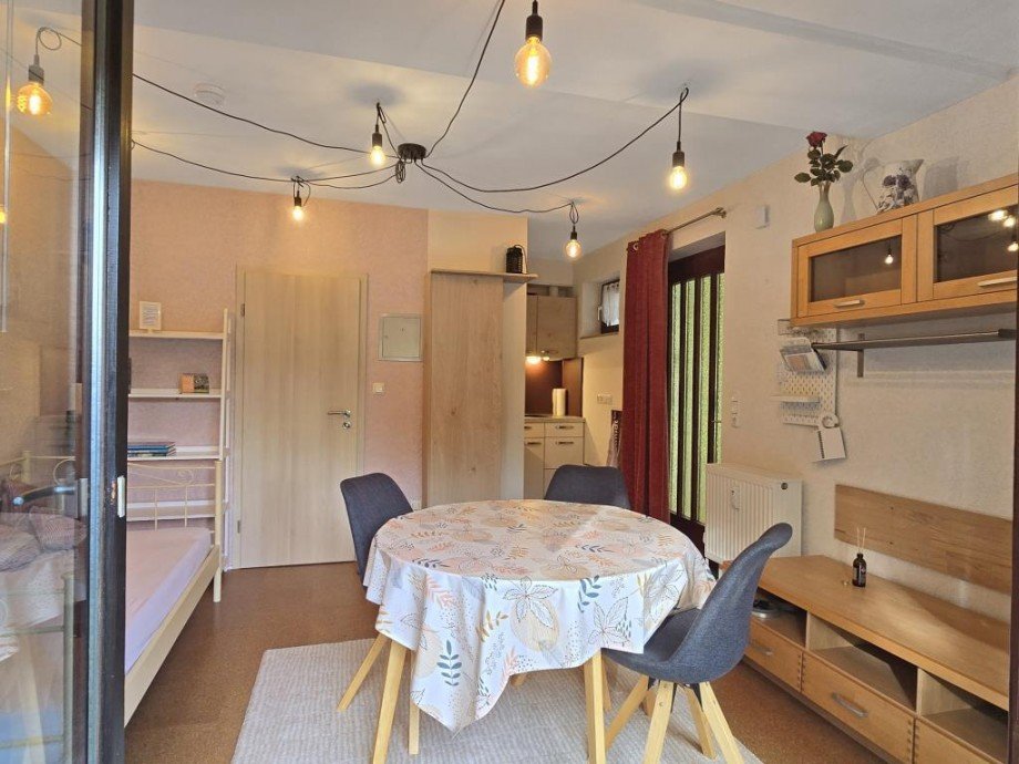 Wohnzimmer Wohnung Lichtenberg