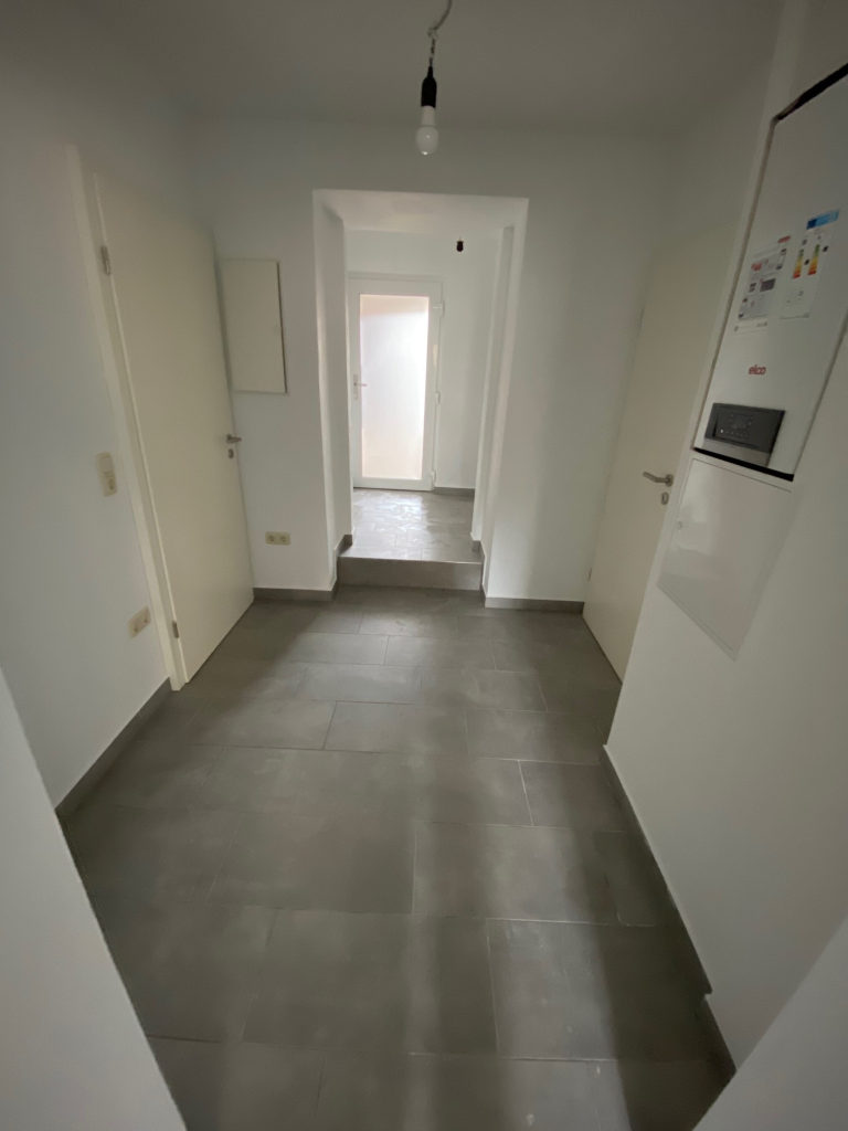 Eingangsbereich Mehrfamilienhaus Schleiz