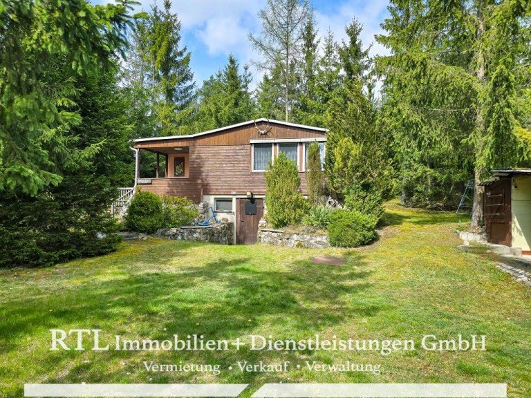 Au�enansicht Saalburg-Ebersdorf Bungalow Ruhig gelegenes Ferienhaus mit Bootssteg (A1712)