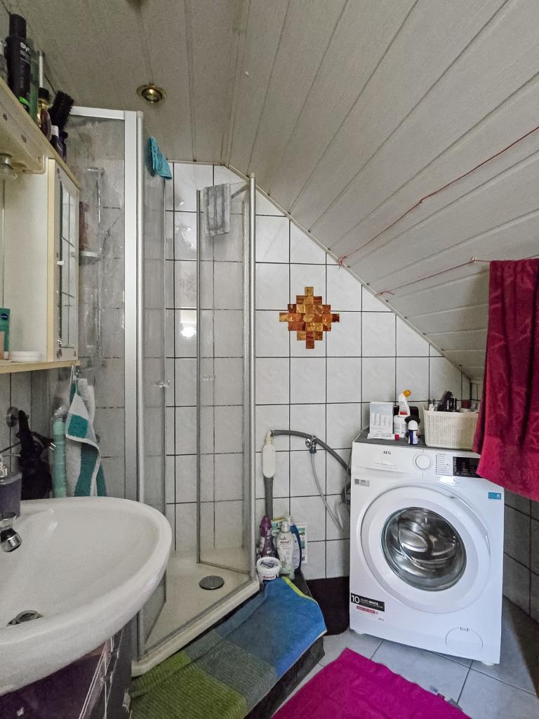 Badezimmer Wohnung 1 DG Mehrfamilienhaus Neustadt/Orla