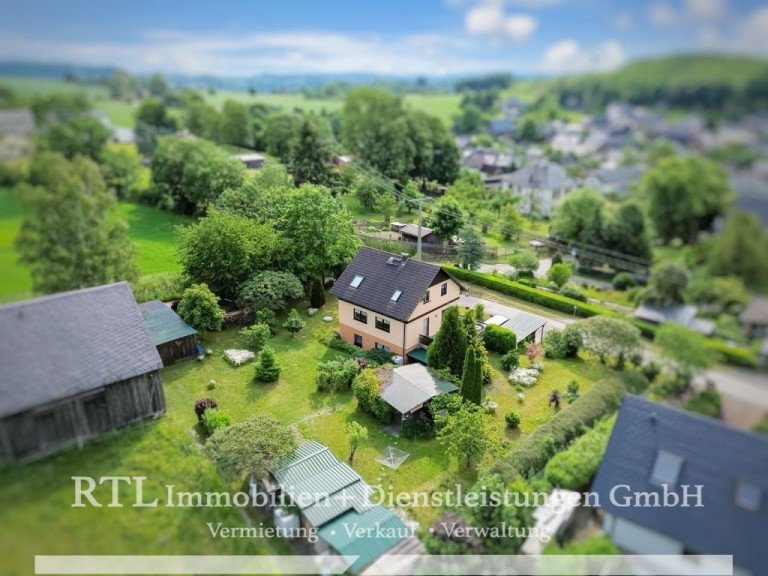 Au�enansicht Saalburg-Ebersdorf Einfamilienhaus Ankommen & durchatmen: Haus mit viel Platz, Terrasse und gro�em Garten (A1679)