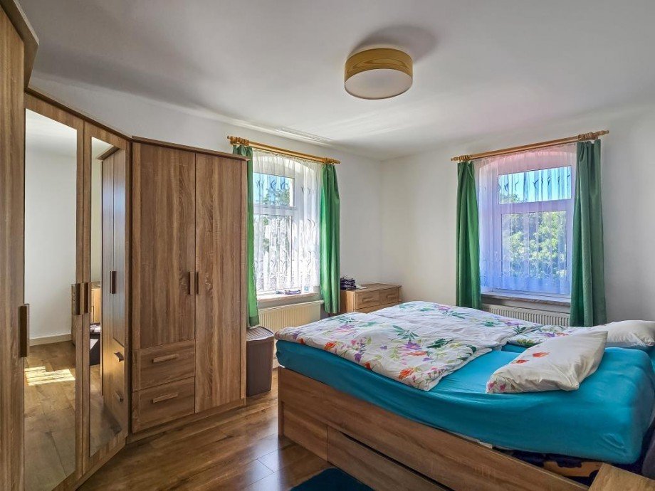 Schlafzimmer OG Einfamilienhaus Triptis