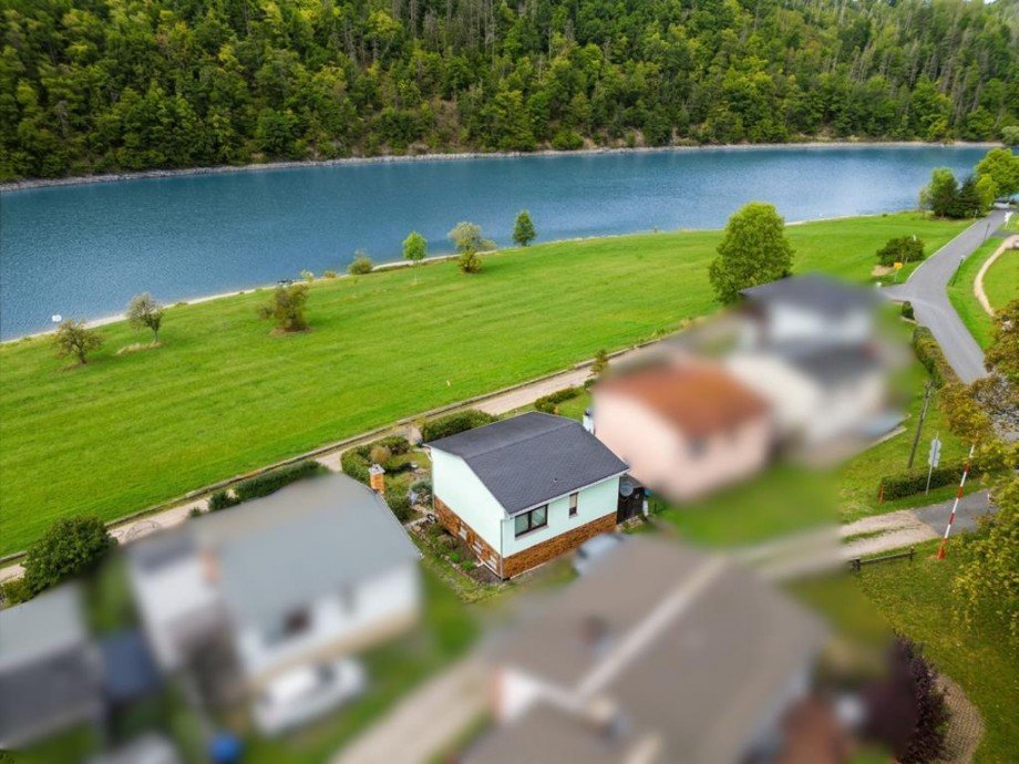 Blick zu Saale Ferienhaus Altenbeuthen