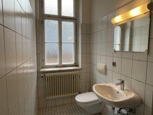 Sanit�r B�ror�ume in zentraler Lage von Bad Lobenstein!