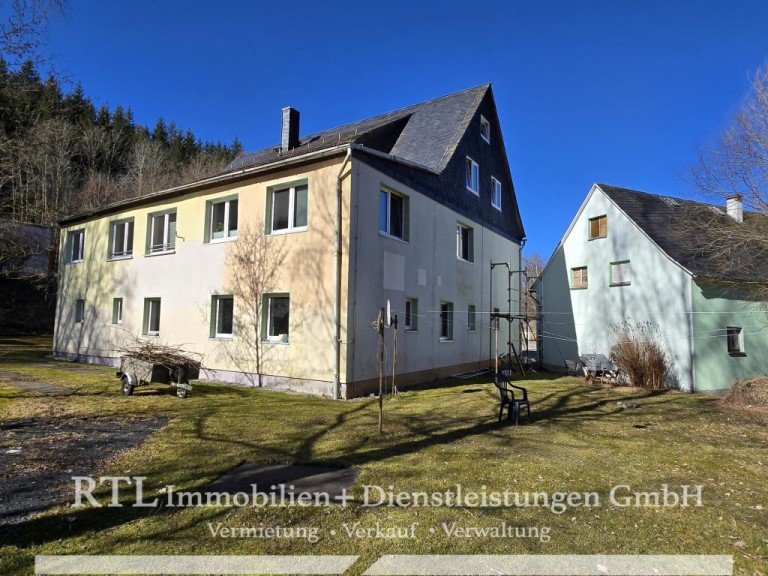 Ansicht Wurzbach Mehrfamilienhaus Mehrfamilienhaus mit 8 Einheiten, Gewerbehalle & 2.500m� Teich - vielseitiges Immobilienpaket