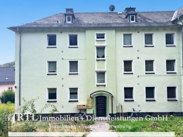 Au�enansicht Rosenthal am Rennsteig Wohnung Frisch sanierte 3-Zimmer-Wohnung mit eigenem Gartenanteil (A1769)