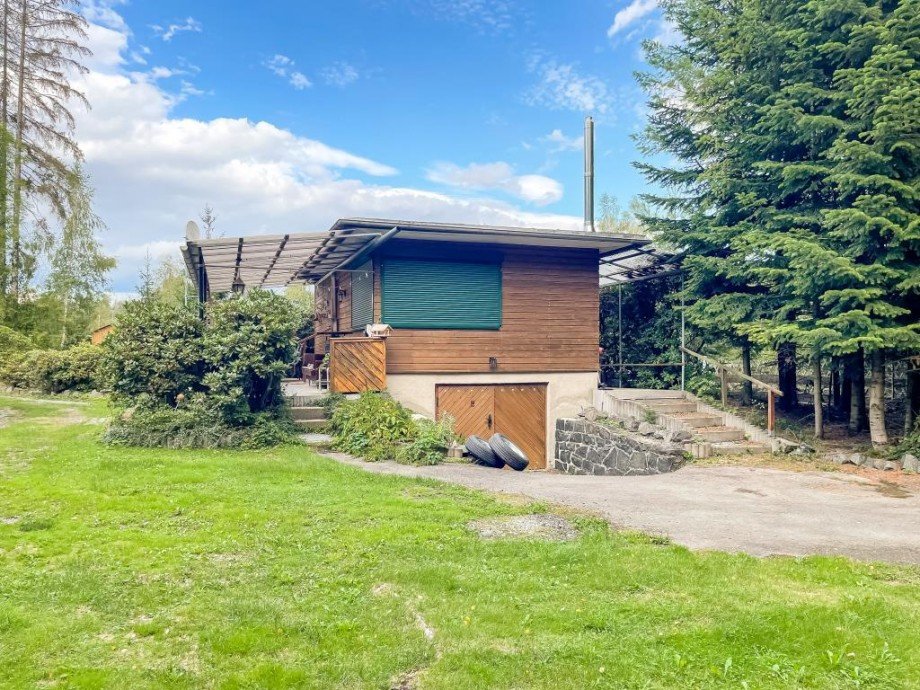 Garage Au�enansicht Ferienhaus Saalburg-Ebersdorf