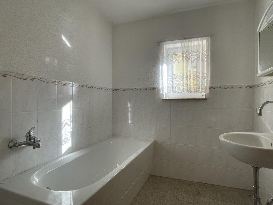 Tageslichtbad mit Wanne Einfamilienhaus Gefell