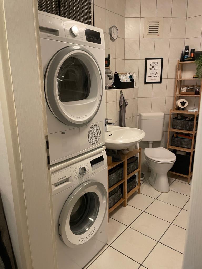 Bad_3 Wohnung Hof